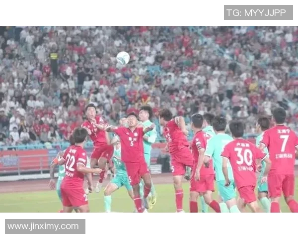 从草根小将到世界球星的逆袭之路足球梦成真